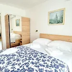 Apartment Sea View 100m To Skoric Fanatic Primosten