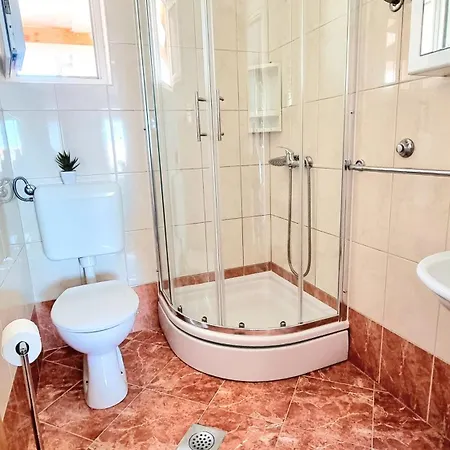 アパート Skoric Fanatic