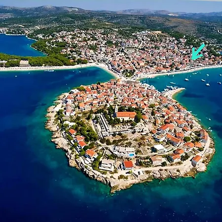 شقة Skoric Fanatic